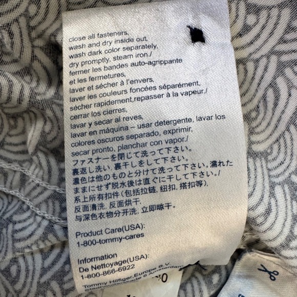 Tommy Hilfiger Large Custom Fit Blue Geo Print Short Sleeve Button Down Shirt - Picture 9 of 10